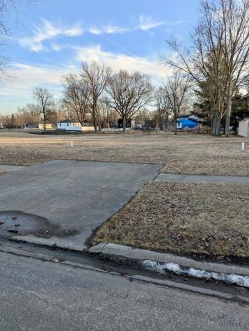 109 East Sheridan Street Watseka IL 60970