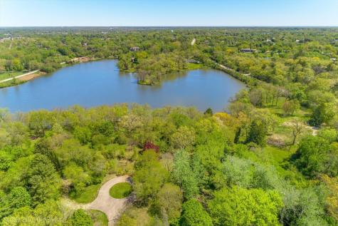 41 Hawthorne Lane Barrington Hills IL 60010