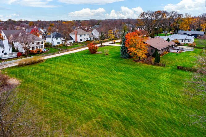 32w396 Forest Drive Aurora IL 60502