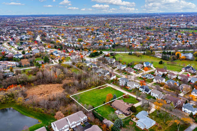32w396 Forest Drive Aurora IL 60502