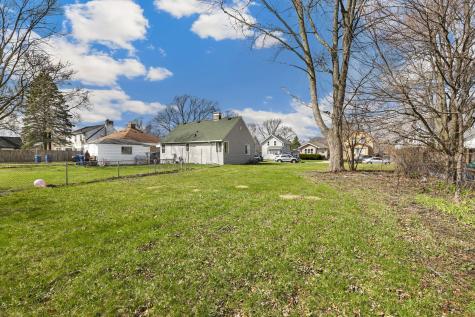 909 Highland Avenue Waukegan IL 60085