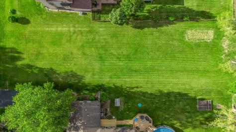 742 Cynthia Drive Lake Holiday IL 60548