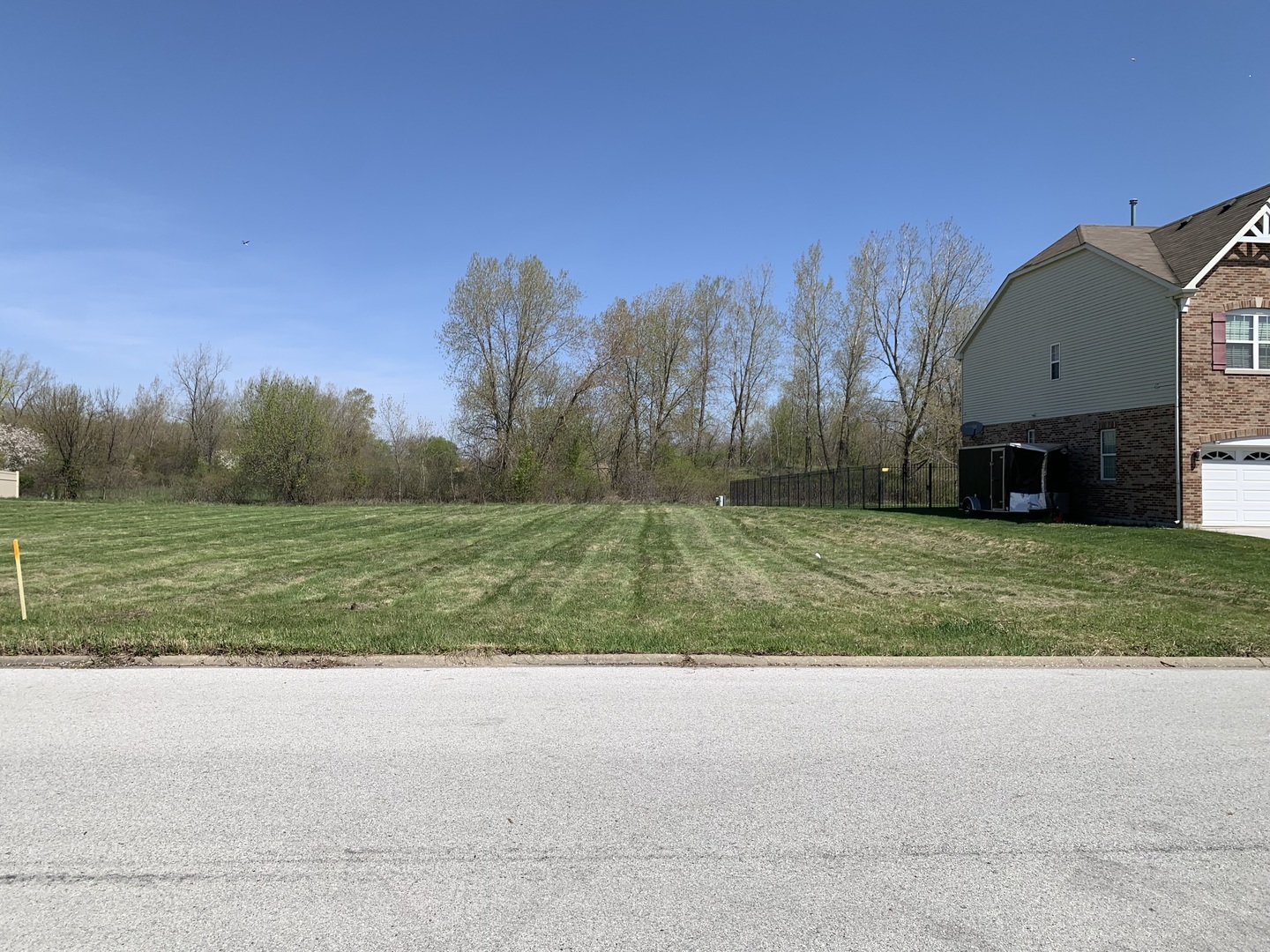 2124 Nichols Drive Lynwood IL 60411