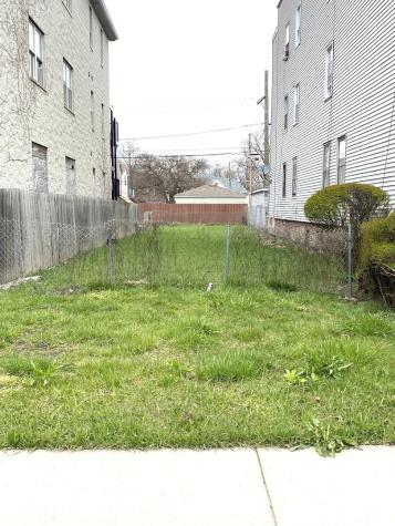 710 East 95th Street Chicago IL 60619