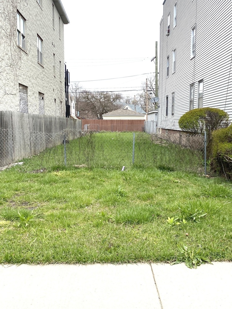 710 East 95th Street Chicago IL 60619