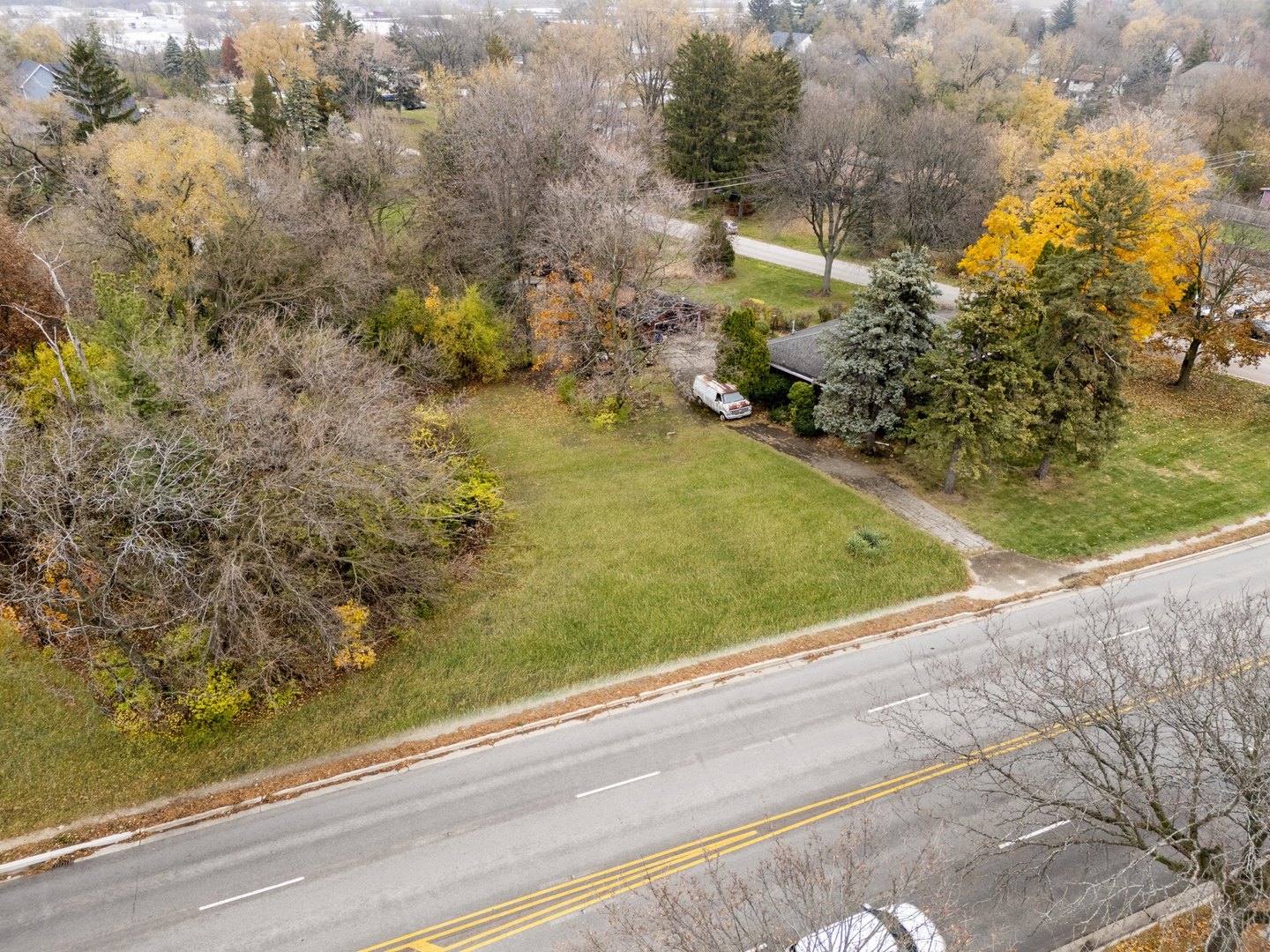 10/11 Maple Avenue Downers Grove IL 60515