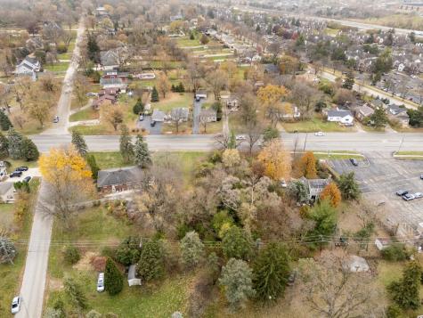 10/11 Maple Avenue Downers Grove IL 60515