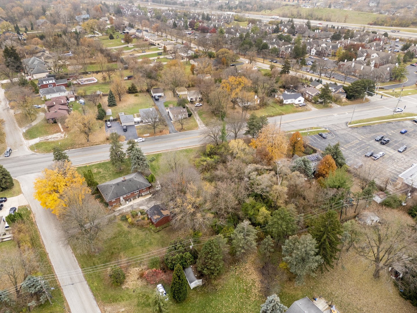 10/11 Maple Avenue Downers Grove IL 60515