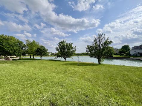 4309 Stonebridge Court Champaign IL 61822