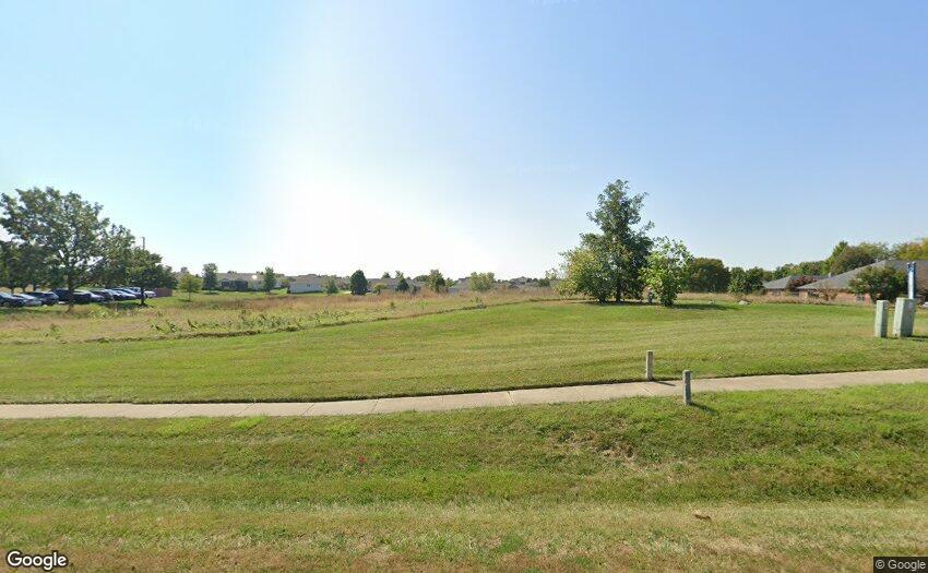 1405 East Oak Street Mahomet IL 61853