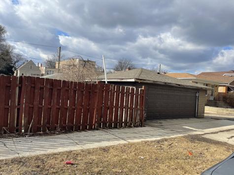 1932 West 38th Street Chicago IL 60609