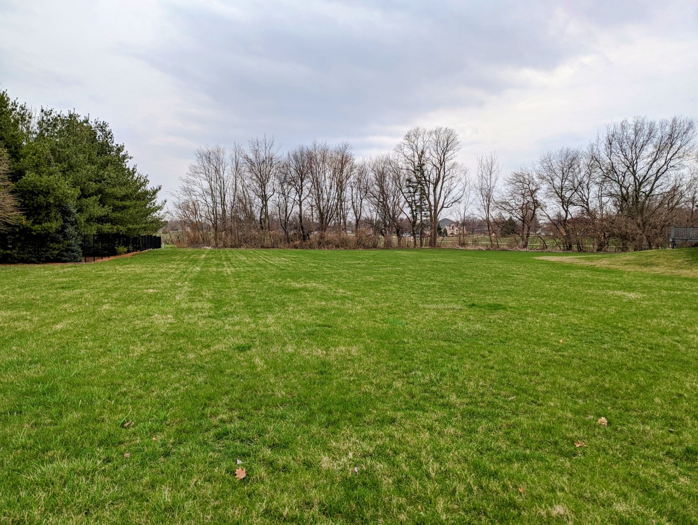 16 Gunia Avenue Peru IL 61354
