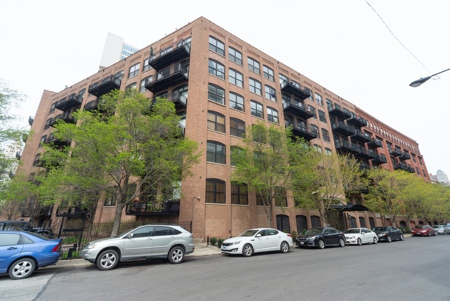 520 West Huron Street Chicago IL 60654