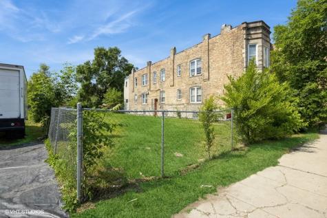 3849 West Washington Boulevard Chicago IL 60624