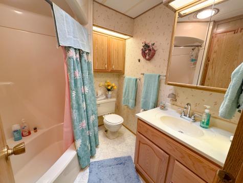21/102 Woodhaven Sublette IL 61367
