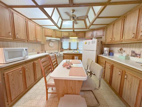 21/102 Woodhaven Sublette IL 61367