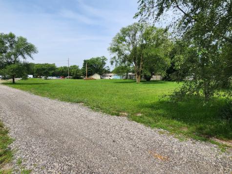 2242 Brentwood Avenue Montgomery IL 60538
