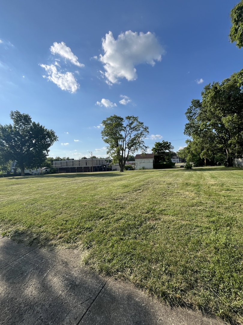 1075 East Merchant Street Kankakee IL 60901