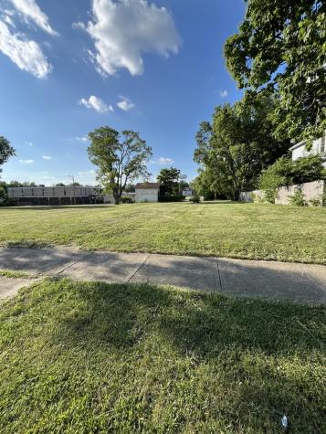 1075 East Merchant Street Kankakee IL 60901