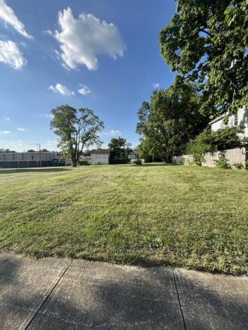 1075 East Merchant Street Kankakee IL 60901