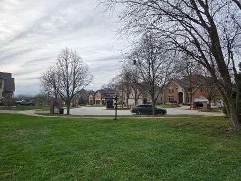 308 Felicia Court Bloomingdale IL 60108