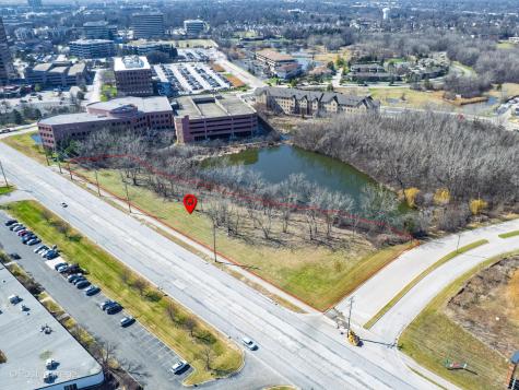 1S628 Oakbrook Lake Oak Brook IL 60181