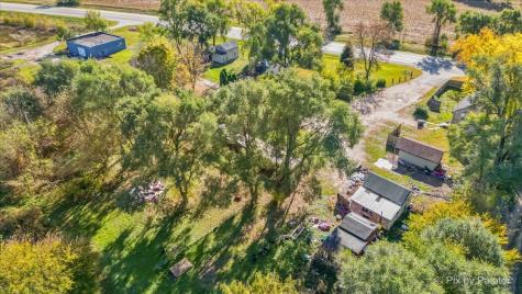 9130 Us Highway 20 Garden Prairie IL 61038