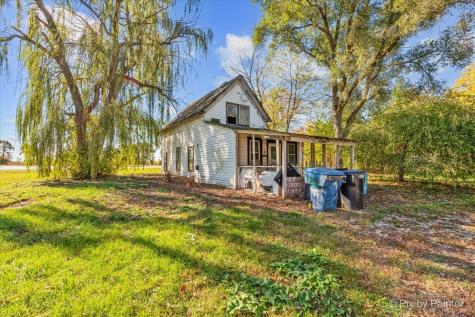 9130 Us Highway 20 Garden Prairie IL 61038