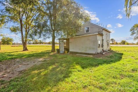 9130 Us Highway 20 Garden Prairie IL 61038