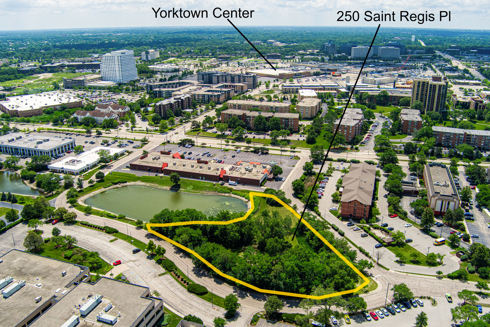 250 Street Regis Lombard IL 60148