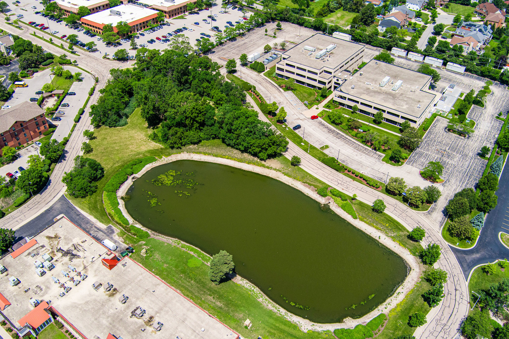 250 Street Regis Lombard IL 60148