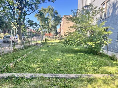 2224 West Taylor Street Chicago IL 60612