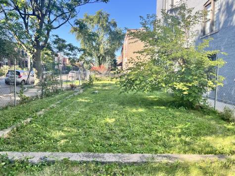 2224 West Taylor Street Chicago IL 60612