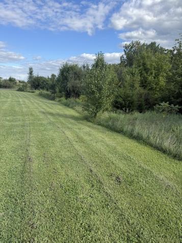 Plum Hollow Court Dixon IL 61021