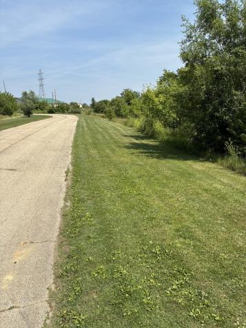 Plum Hollow Court Dixon IL 61021