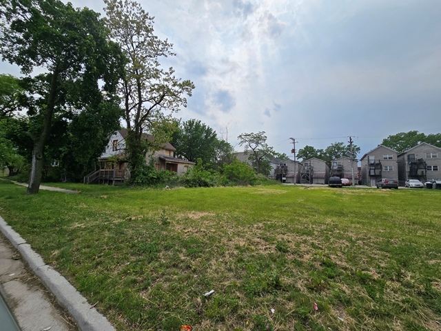 6336 South Eggleston Avenue Chicago IL 60621