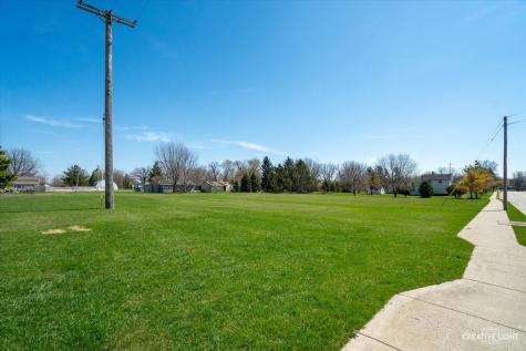 237 Peru Street Paw Paw IL 61353