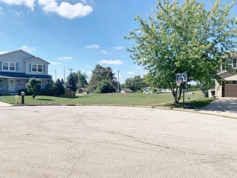 1707 Setter Street Normal IL 61761