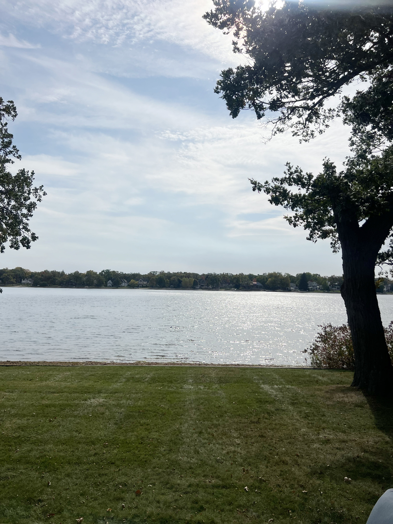Lot 1 North Shore Drive Crystal Lake IL 60014