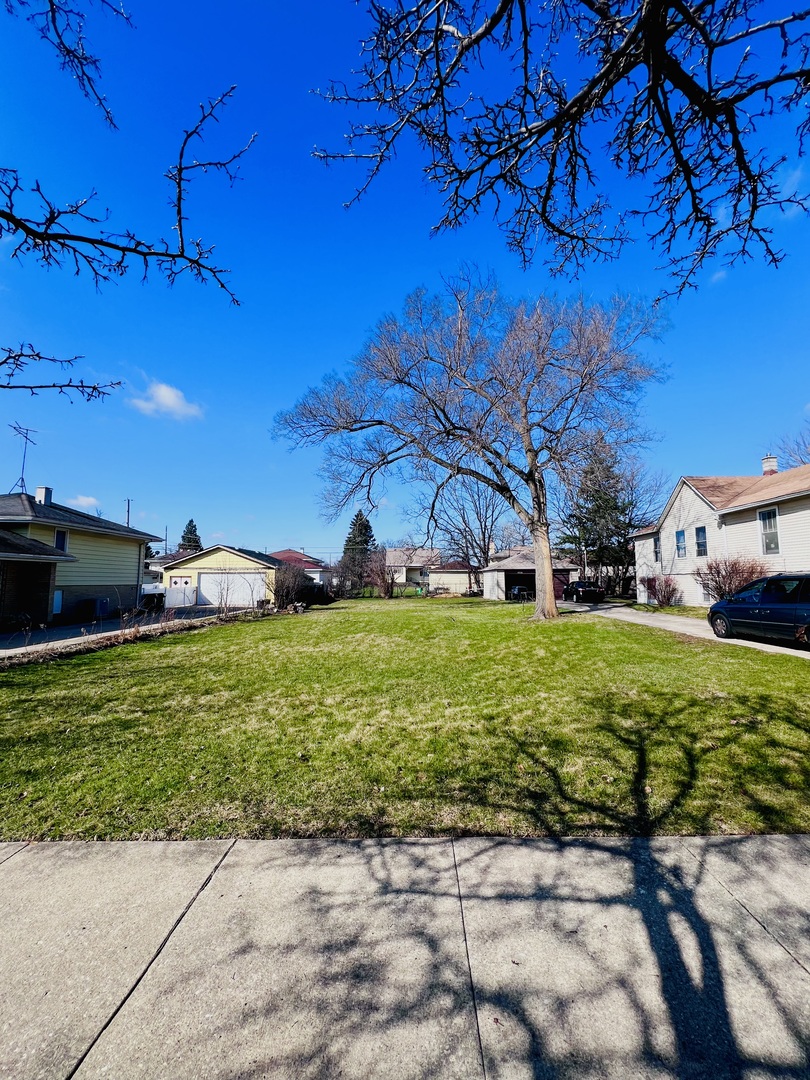 4534 Arthur Avenue Brookfield IL 60513