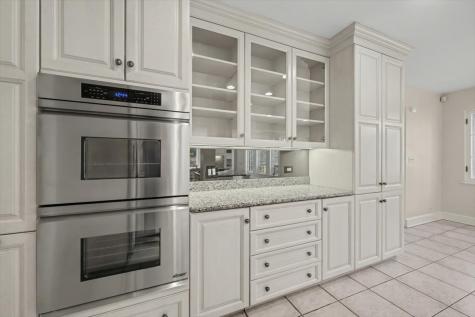 396 Sheridan Road Glencoe IL 60022