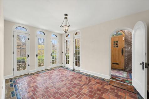 396 Sheridan Road Glencoe IL 60022