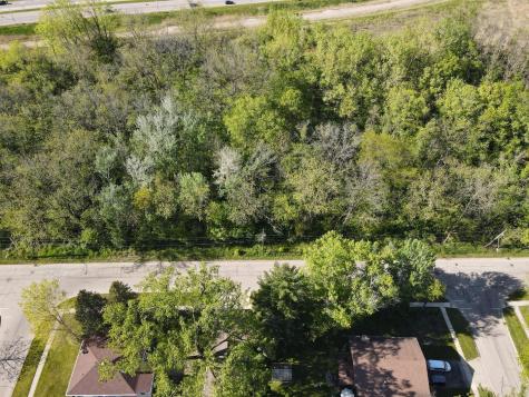 108 Arrowhead Drive Algonquin IL 60102