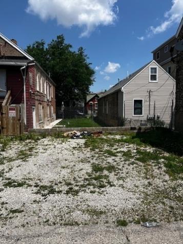 2909 West 25th Street Chicago IL 60623