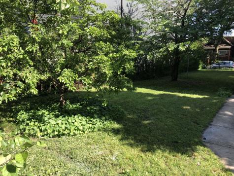 2546 West Winona Street Chicago IL 60625