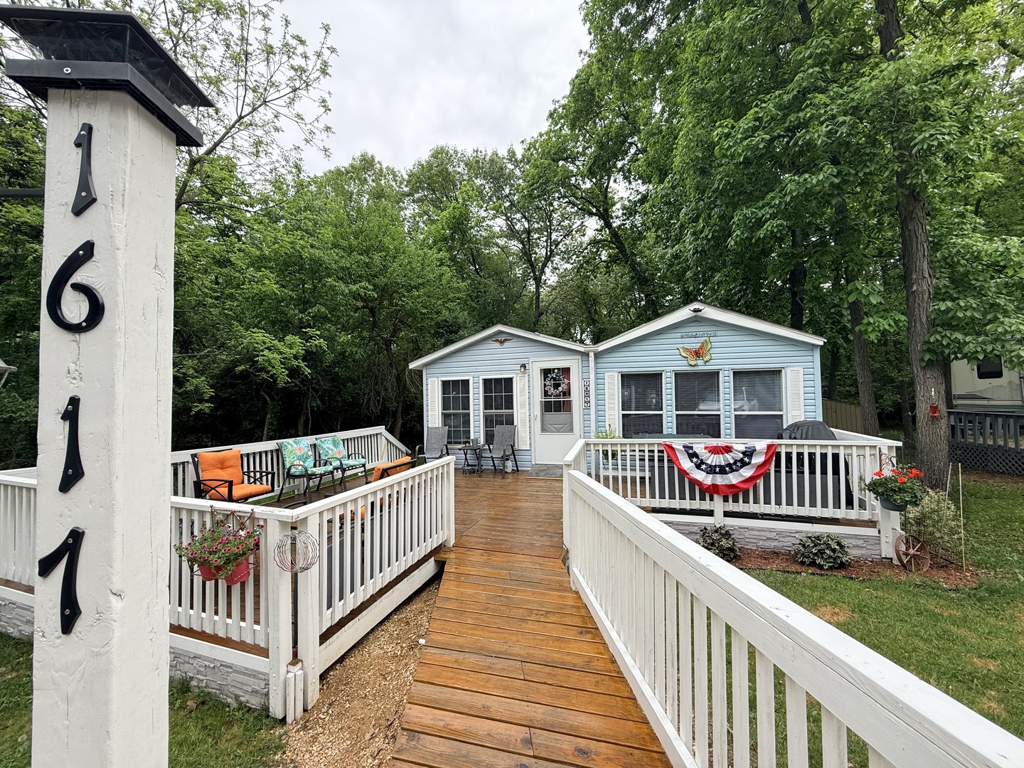 16-17 Woodhaven Lakes Sublette IL 61367