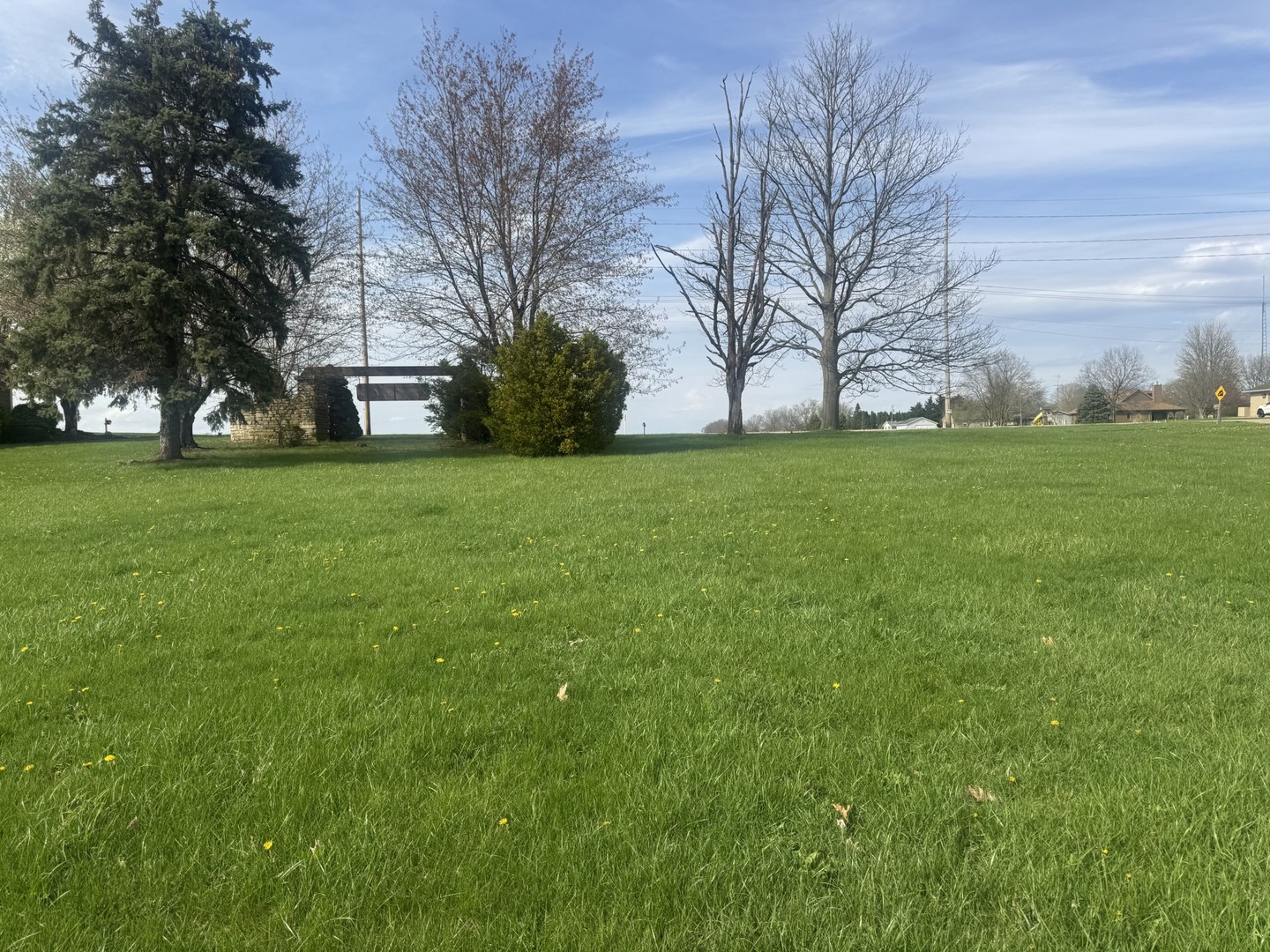2853 North Richard Hallet Road Utica IL 61373