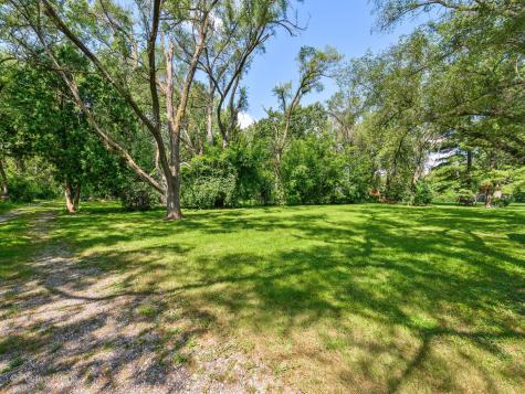 5107 North Arlington Heights Road Long Grove IL 60047