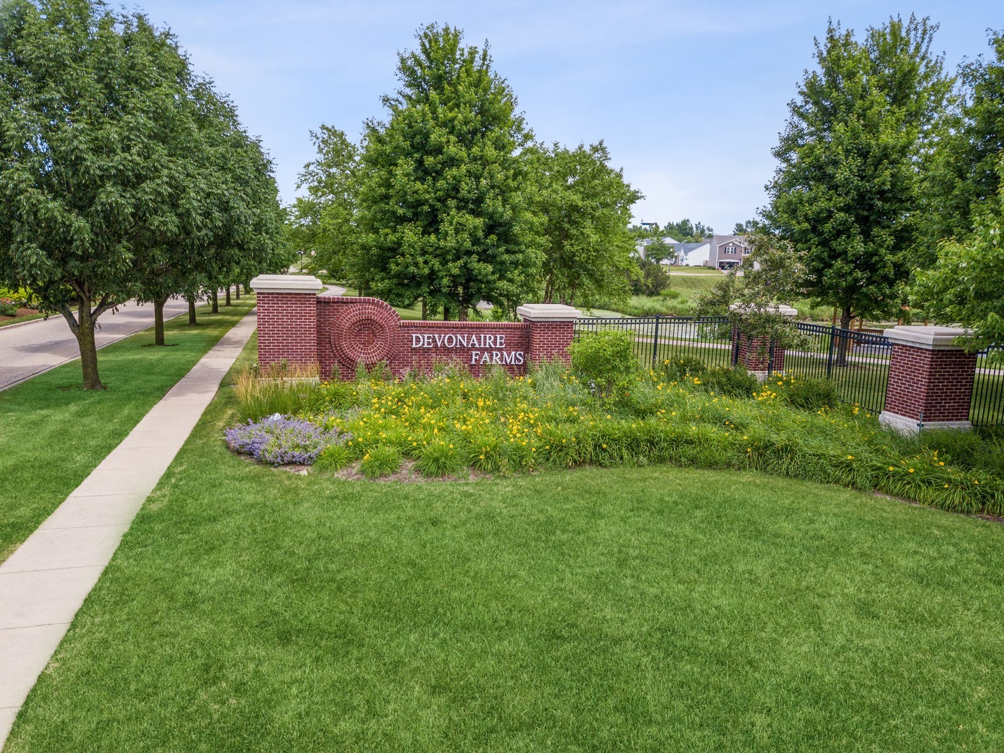 1692 Furrow Street Dekalb IL 60115