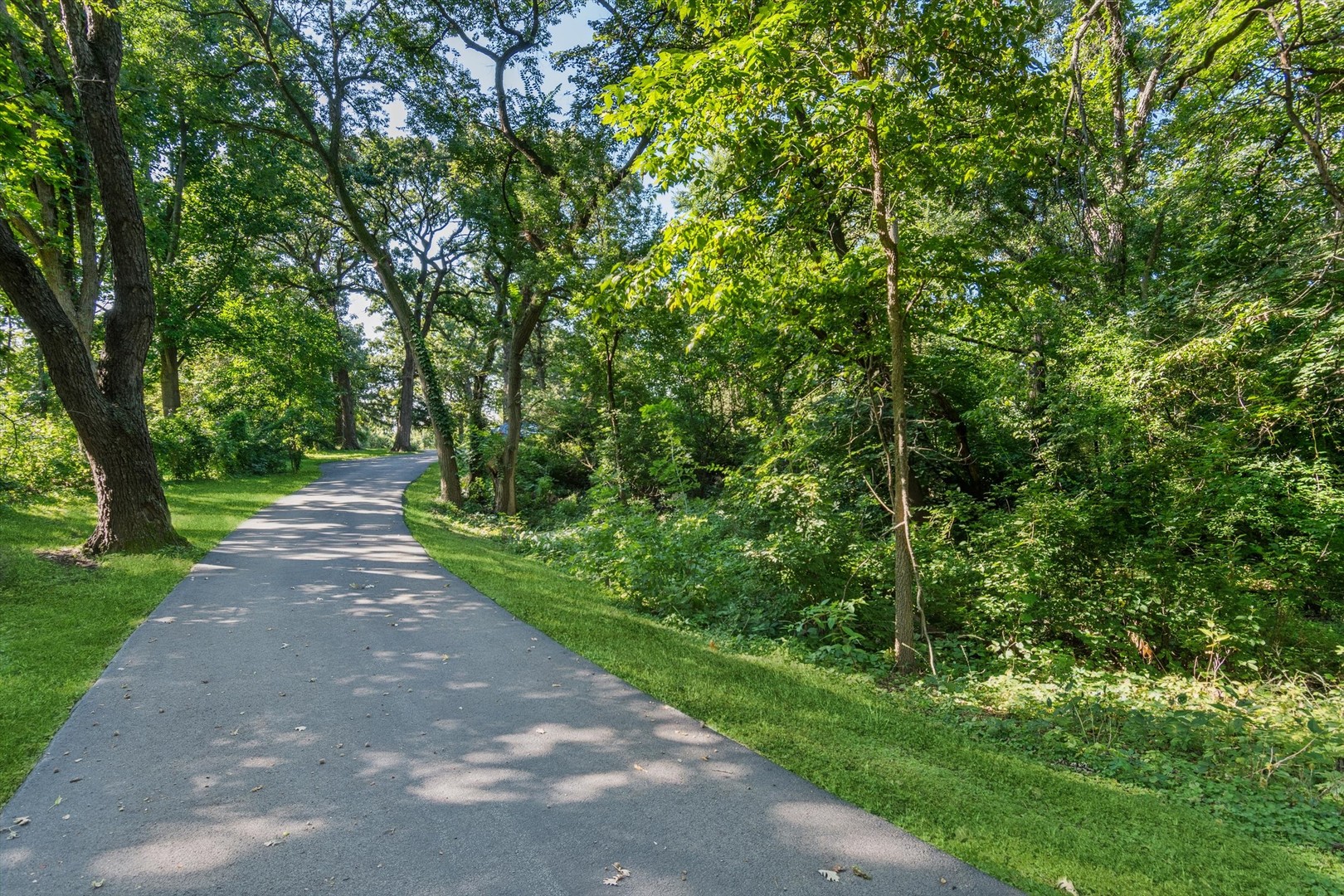 25 W 500 Royce Road Naperville IL 60565